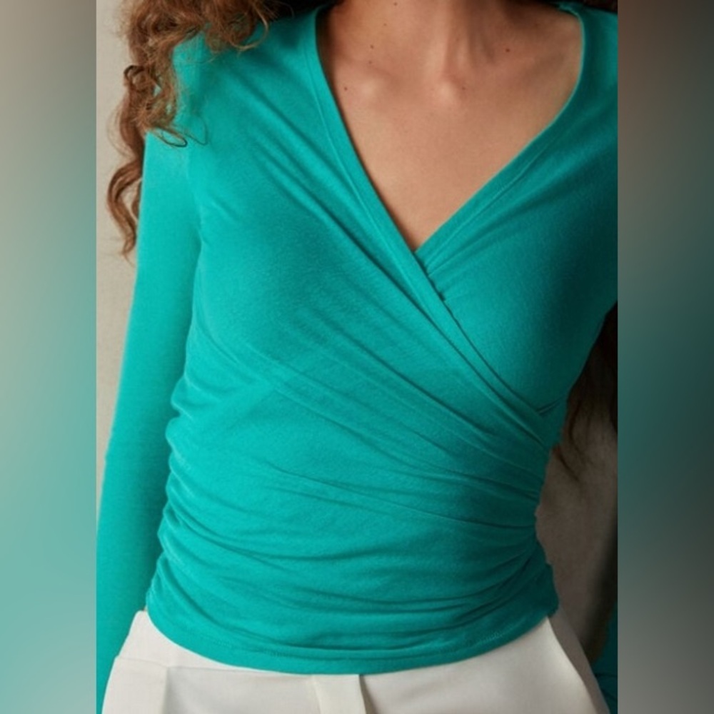❌SOLD❌ Intimissimi Teal wrap top and cardigan invisible ultralight supima cotton